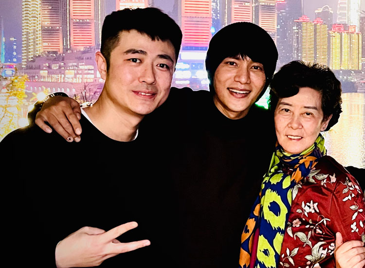 运动鞋鞋帮磨损怎么修复_运动鞋帮坏了怎么修补_中帮运动鞋